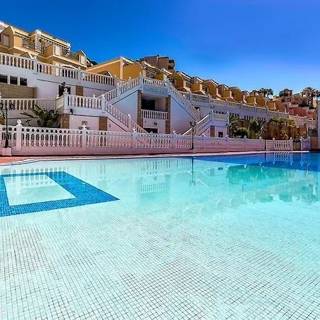 Brilliant Veril Del Duque With Heated Pool Apartman