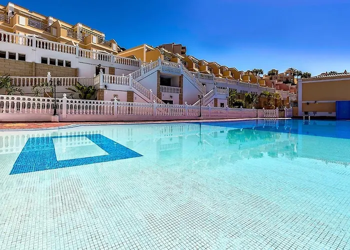 Brilliant Veril Del Duque With Heated Pool Апартаменты