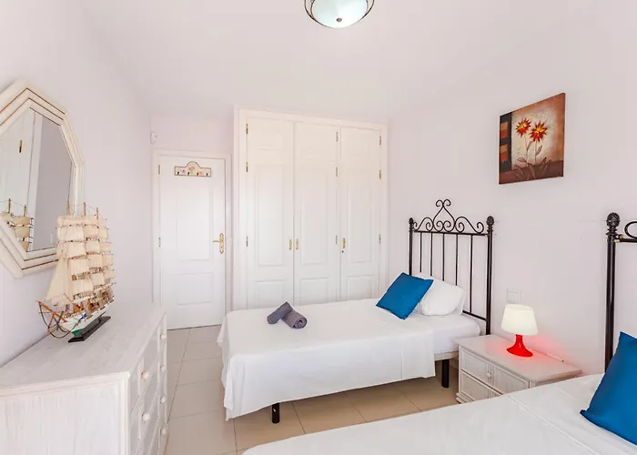 Brilliant Veril Del Duque With Heated Pool Апартаменты